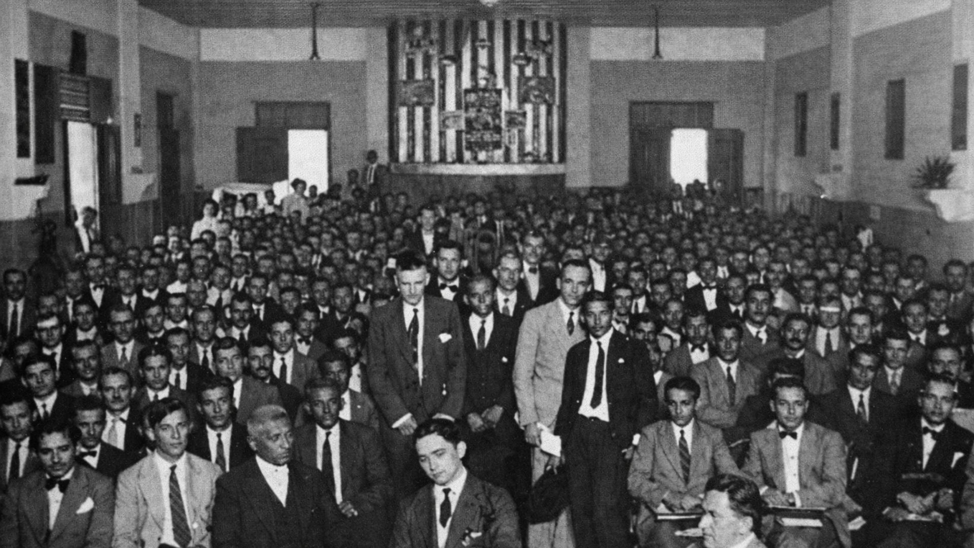 A Itaperuna que Decidia seu Próprio Destino: Memória da Associação Agrícola e Comercial